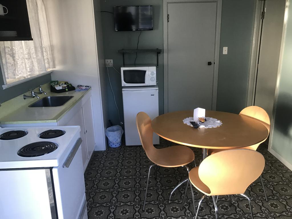 Windsor Lodge & Caravan Park Waitahanui 외부 사진